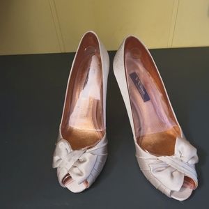 Champagne Satin Nina Open Toe Shoes, Size 10